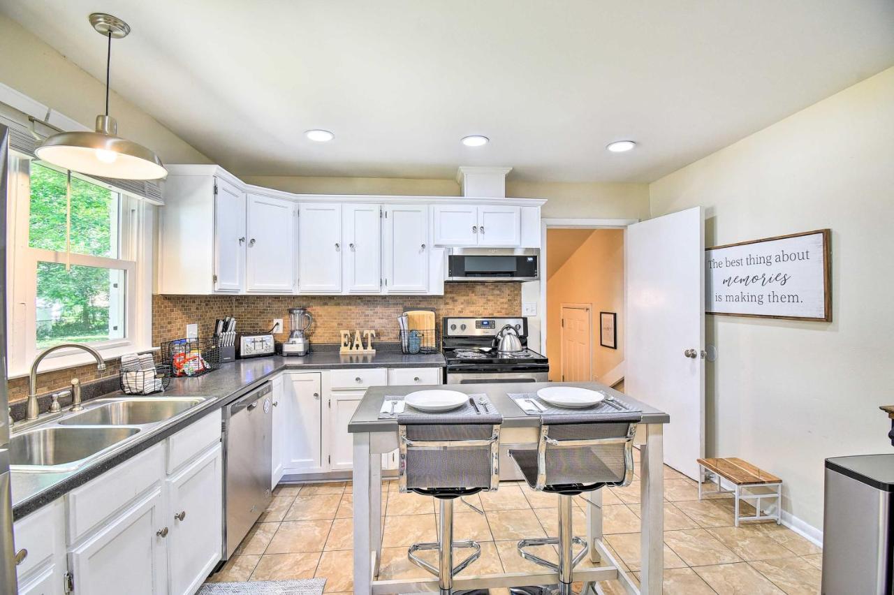 Charming Hampton Home With Yard 2 Mi To Beach! Ngoại thất bức ảnh